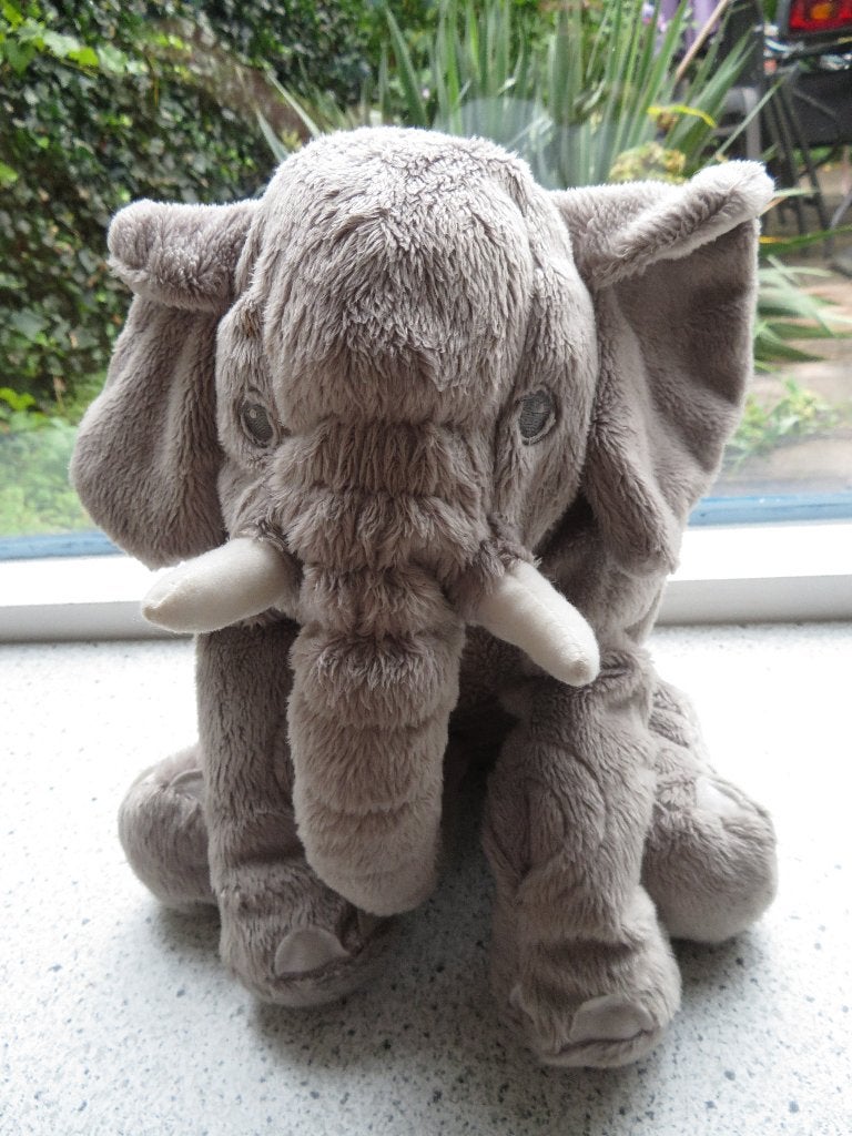 Grijs velours olifant van IKEA meet ca 35 cm breed, Kinderen en Baby's, Speelgoed | Knuffels en Pluche, IKEA, Grijs, Ophalen of Verzenden