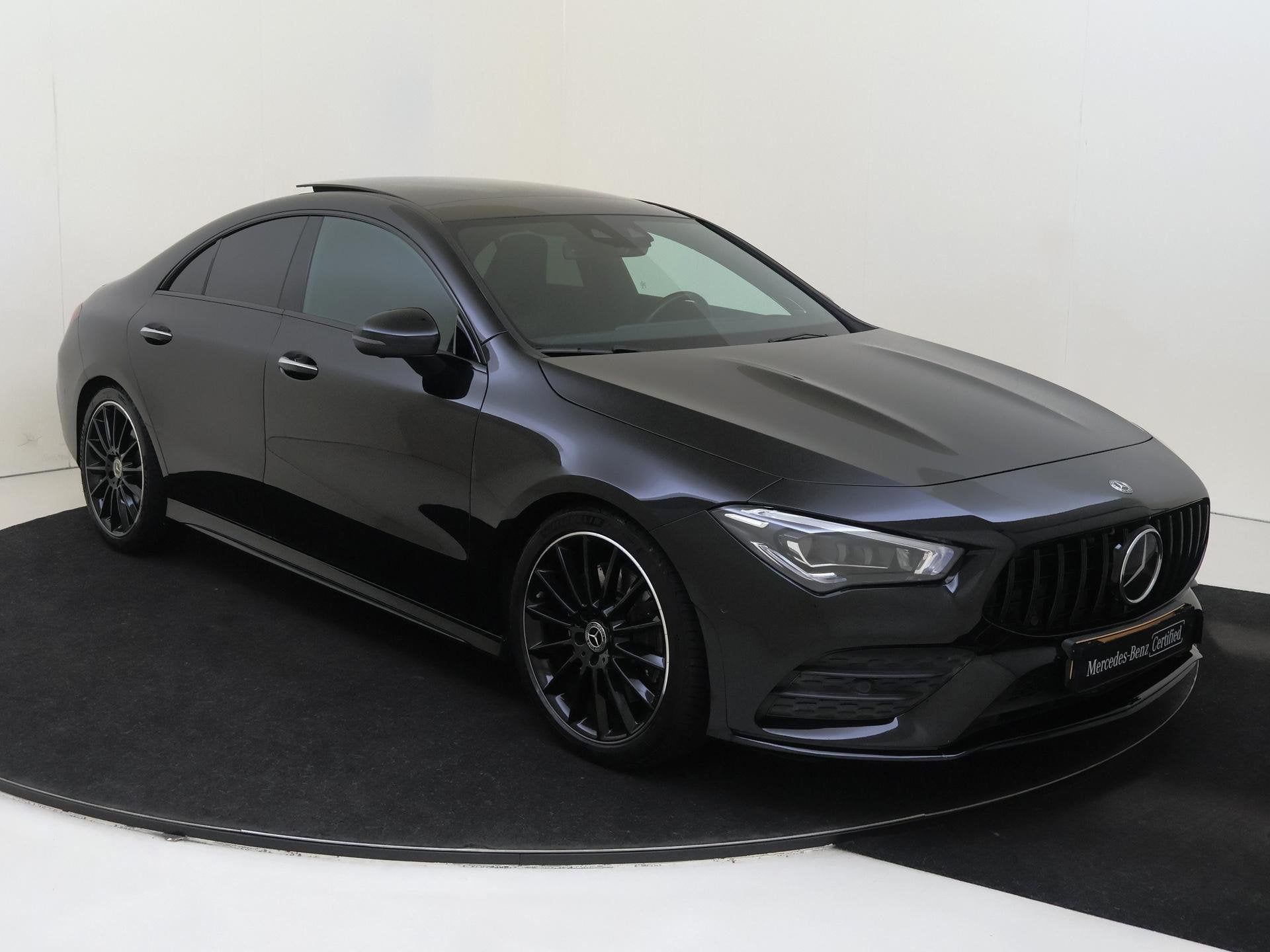 Mercedes-Benz CLA-klasse 250 Premium Plus / AMG/ Panoramadak, Auto's, Gebruikt, Euro 6, 4 cilinders, Leder en Stof