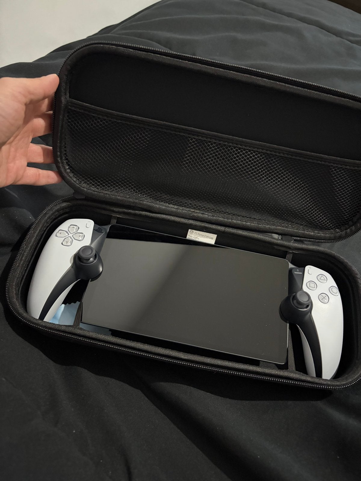 Foto 3 van Sony PlayStation Portal met hoes - Zo goed als nieuw