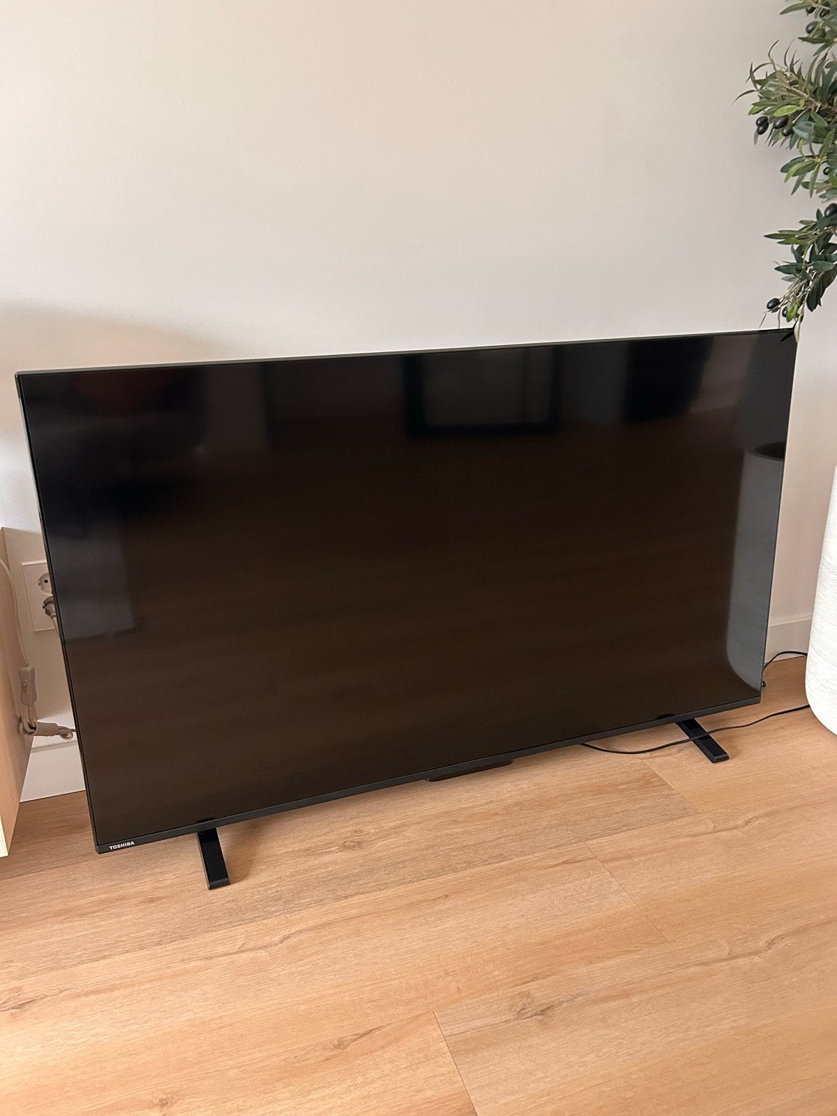 Toshiba 55" 4K UHD Smart TV 55UV2363DA