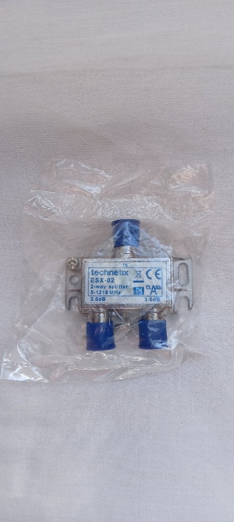 Technetix ESX-02 2-weg splitter, Ophalen of Verzenden, Nieuw, Minder dan 2 meter, Overige kabels