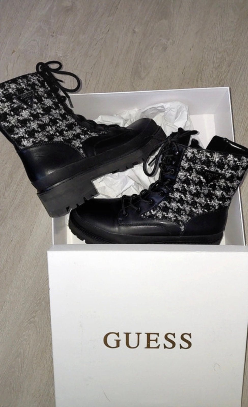 Guess BADANY veterboots, Ophalen of Verzenden, Nieuw, Zwart, Lage of Enkellaarzen