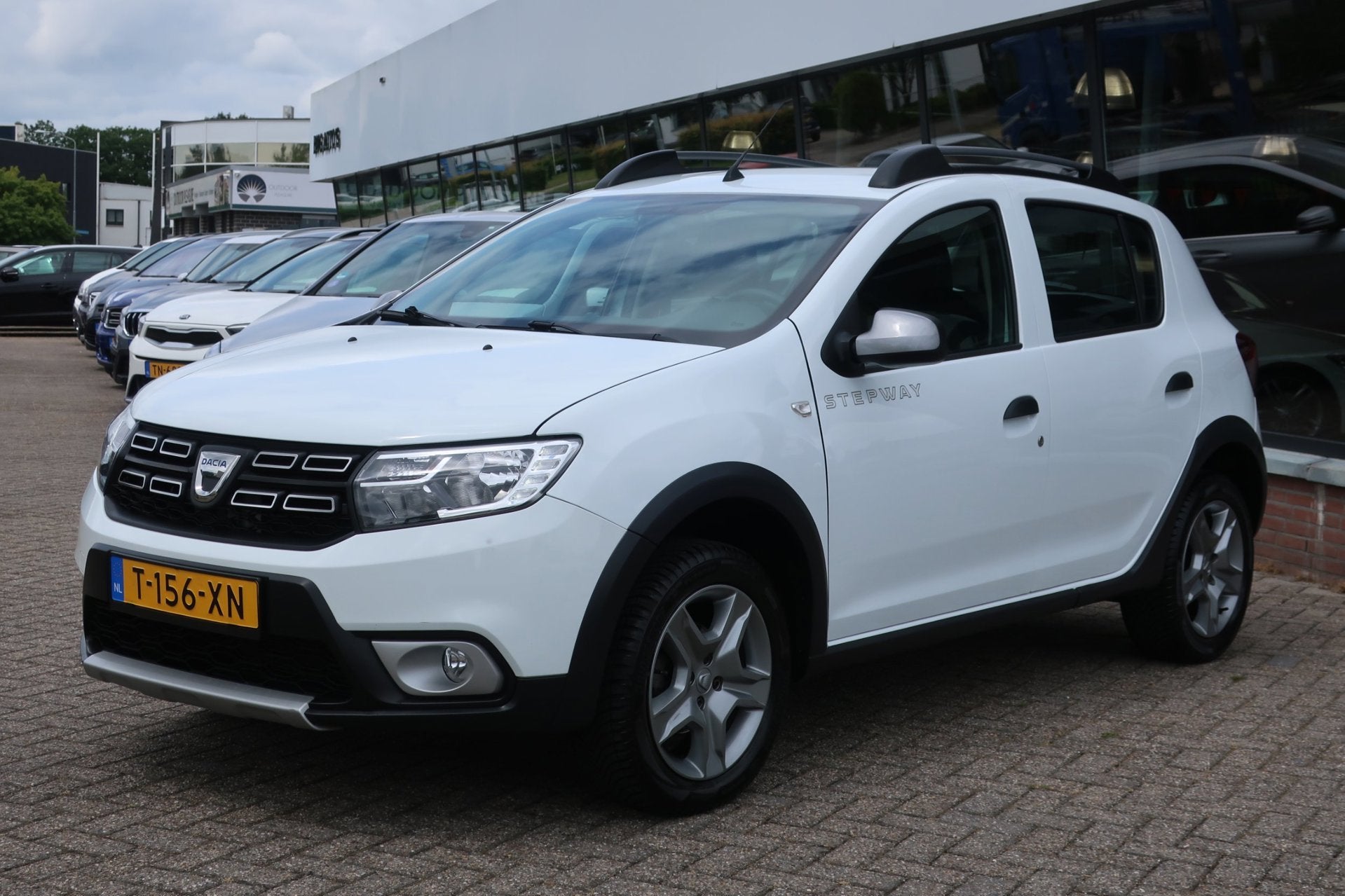Dacia Sandero 0.9 TCe Tech Road LED_AIRCO_CRUIS_NAVI_PDC_TRE, Auto's, Dacia, Voorwielaandrijving, 898 cc, Stof, Wit