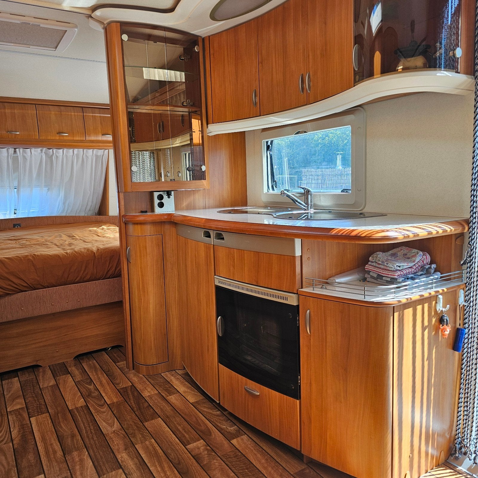 Caravan Hobby Excellent 560 Mover en Opblaasbare luifel, Caravans en Kamperen, Caravans, Rondzit, Hobby, Kachel, Particulier