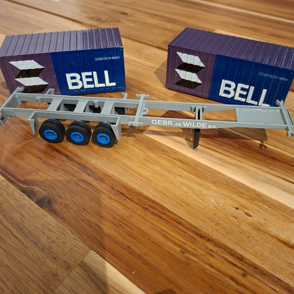 GEBR DE WILDE B.V  TEKNO Bell containers met trailer - model, Ophalen of Verzenden, Zo goed als nieuw, Overige typen, Tekno