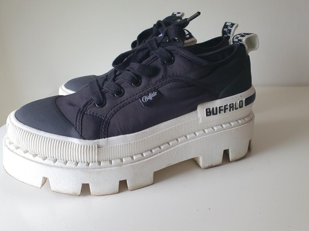 Buffalo sneakers zwart wit uk 5 38, Zwart, Ophalen of Verzenden, Buffalo, Sneakers of Gympen