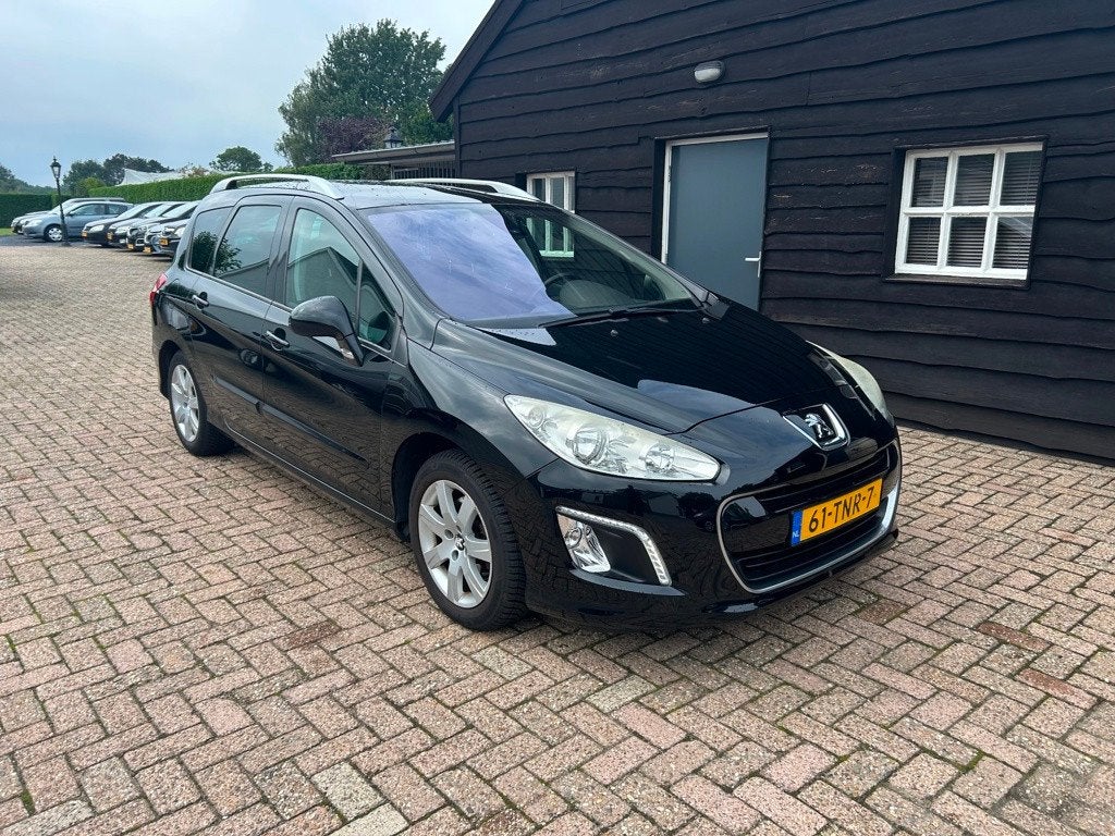 Peugeot 308 SW 1.6 THP Sportium, Voorwielaandrijving, Euro 5, Gebruikt, Zwart