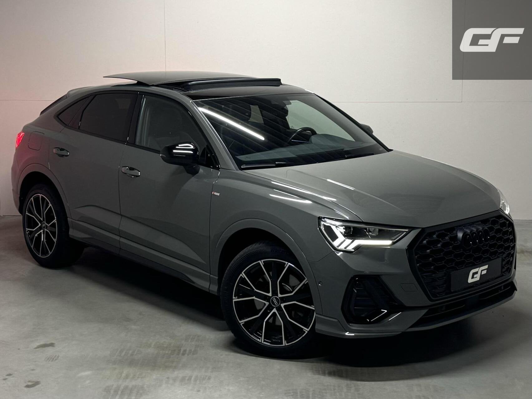 Audi Q3 Sportback 45 TFSIe S-line Pano Leer Carplay NAP, Auto's, Gebruikt, Met garantie (alle), Hybride Elektrisch/Benzine, Automatische klimaatregeling