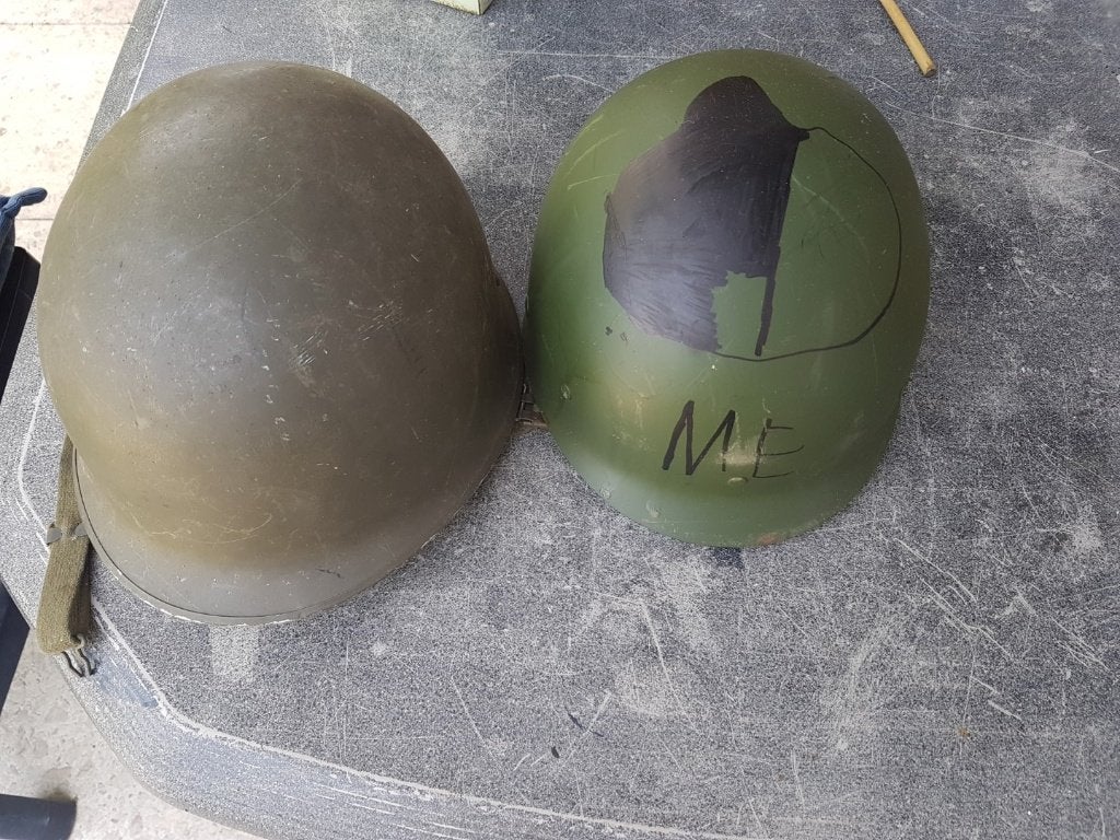 Binnen en Buiten Helm Nederland Defensie, Ophalen of Verzenden, Landmacht, Nederland, Helm of Baret