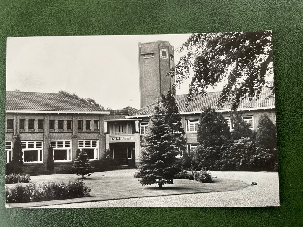 ansichtkaart v. Bergen ( NH ) ; Retraitehuis de Vluchtheuvel, Verzenden, 1960 tot 1980, Noord-Holland