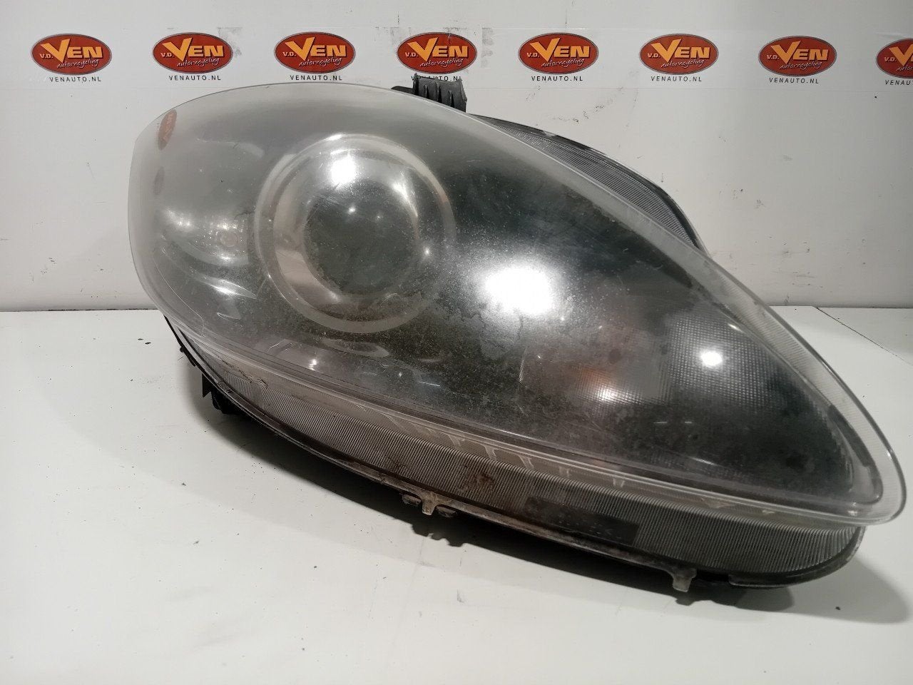 Koplamp rechts Seat Altea, Auto-onderdelen, Onderdelen@venauto.nl, Van der Ven Autorecycling B.V., Gebruikt, Ettenseweg 76, 4706 PB Roosendaal, The Netherlands