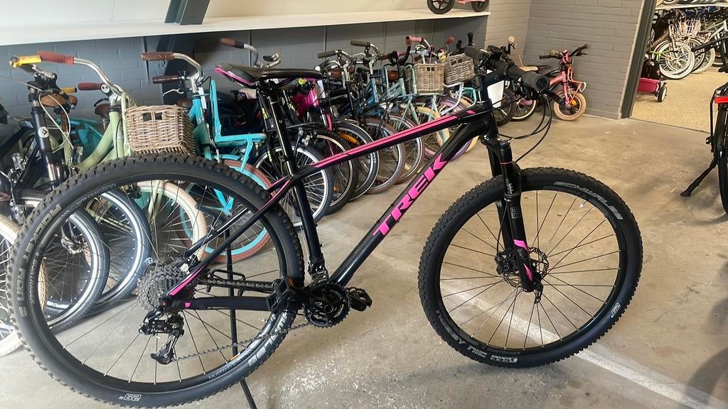 Trek superfly 17,5 inch, Fietsen en Brommers, Fietsen | Mountainbikes en ATB, Minder dan 45 cm, Ophalen of Verzenden, Gebruikt