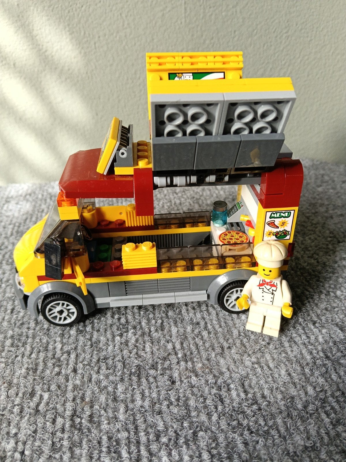 LEGO City Pizza Bus met minifiguur, Overige merken, Aastvej 1, 7190 Billund, Denemarken, Ophalen of Verzenden, Zo goed als nieuw