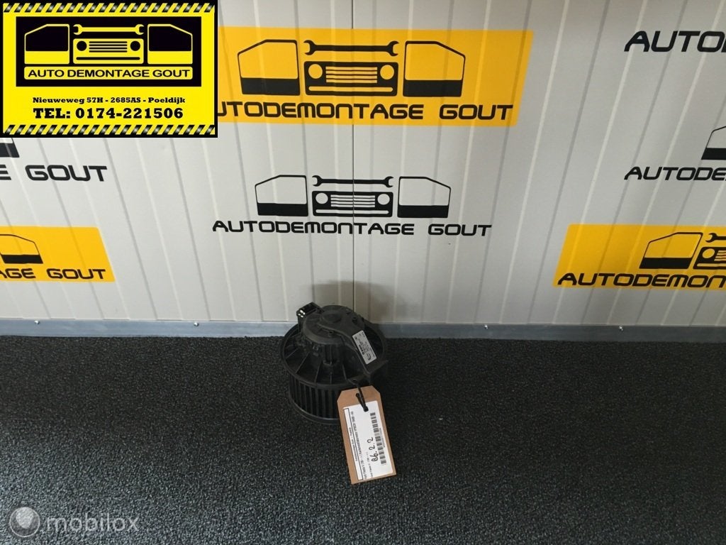 Ford Fiesta V ('08->) Kachelventilatormotor VP8E2H 18456-AA, Gebruikt, Ford, Ophalen of Verzenden, Ford