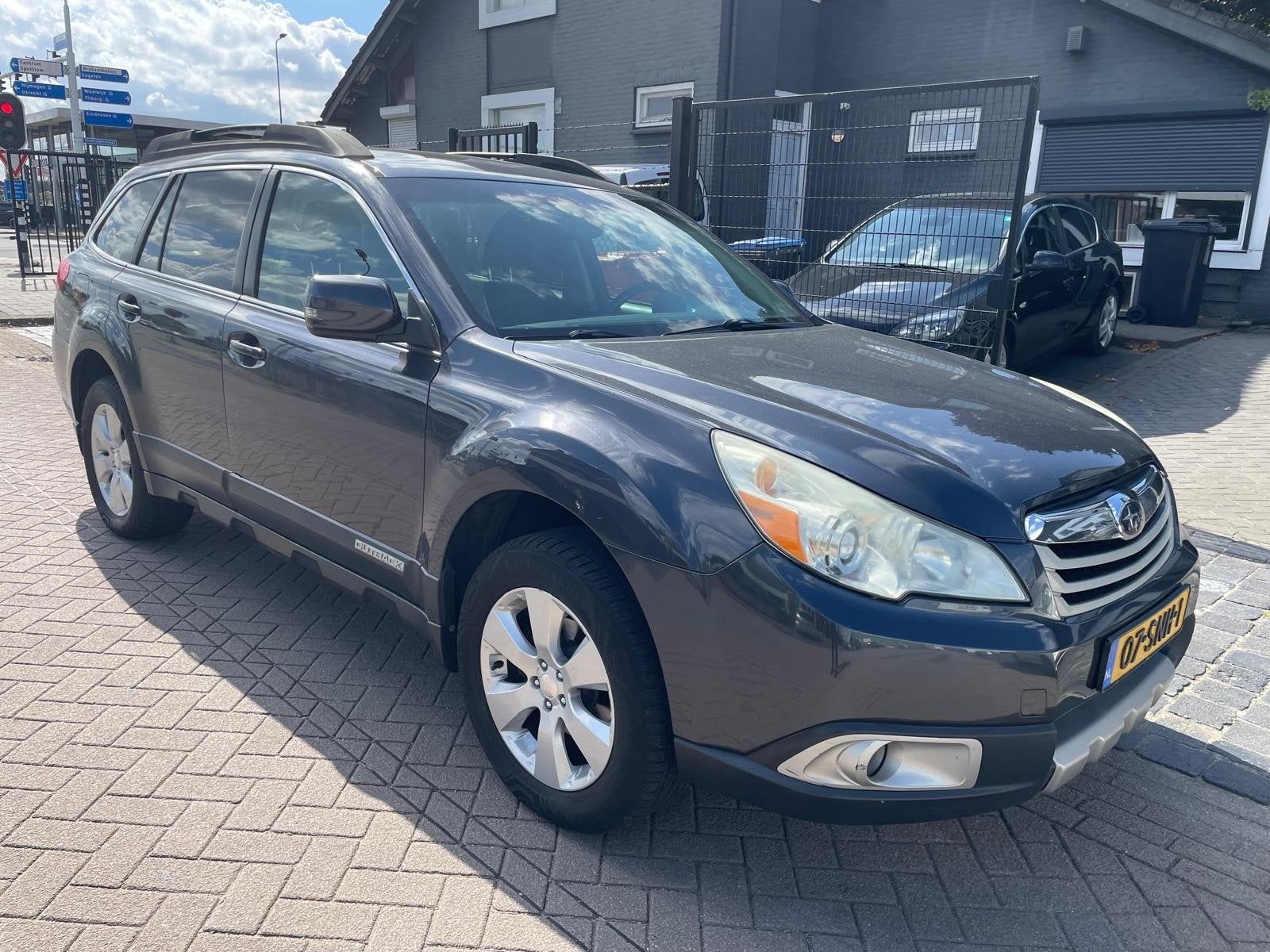 Subaru Outback 2011 Grijs