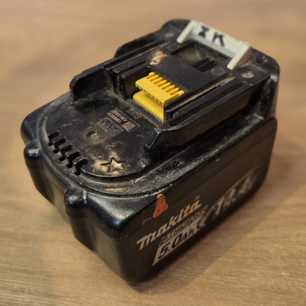 Makita BL1450 14.4V 5.0Ah Accu | incl Garantie, Makita, Gebruikt, Support@makita.com, Makita Corporation, 3-11-8, Sumiyoshi-cho, 
Anjo, Aichi 446-8502
Japan
