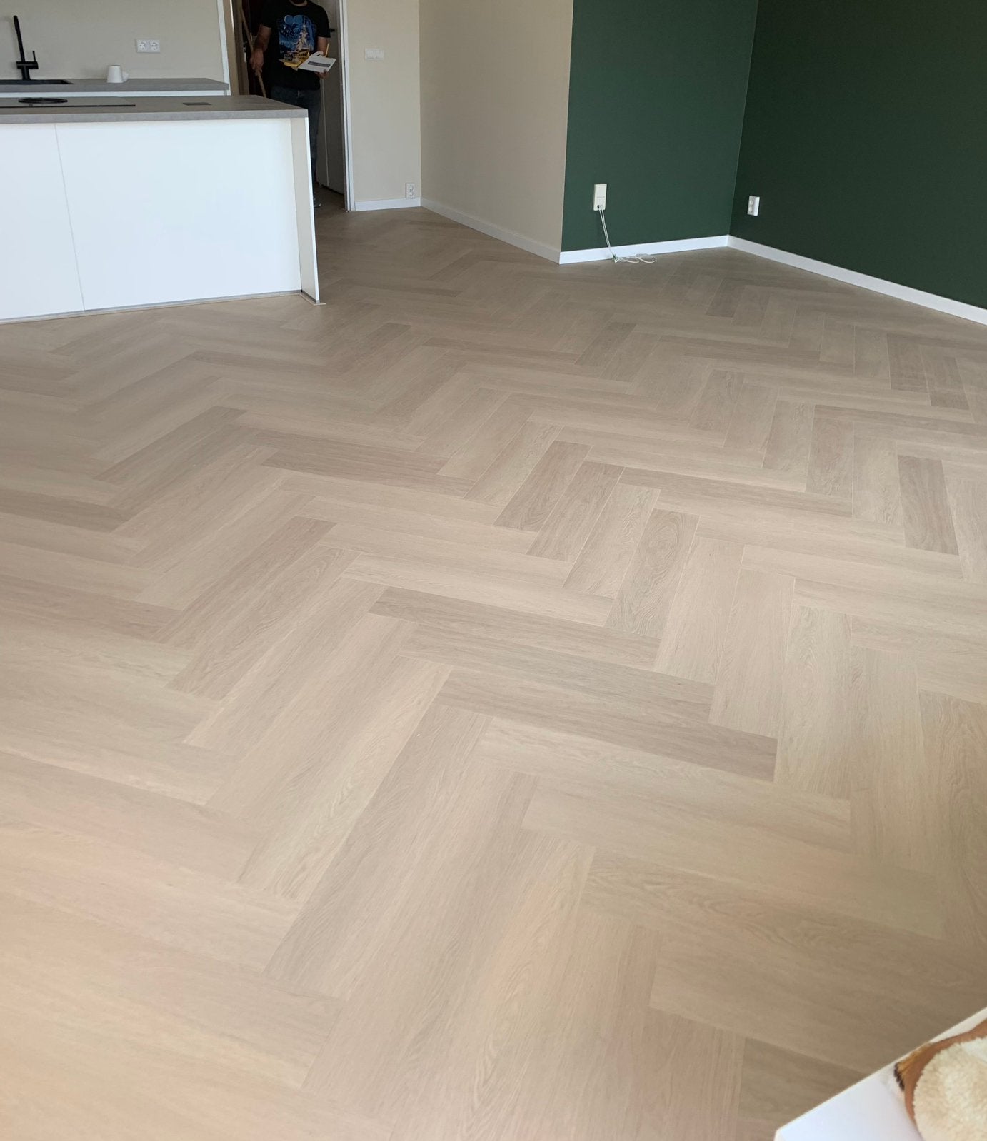 Laminaat, PVC Visgraat & plinten leggen | Diverse klussen, Ophalen, 60 cm of meer, Nieuw, 10 m² of meer