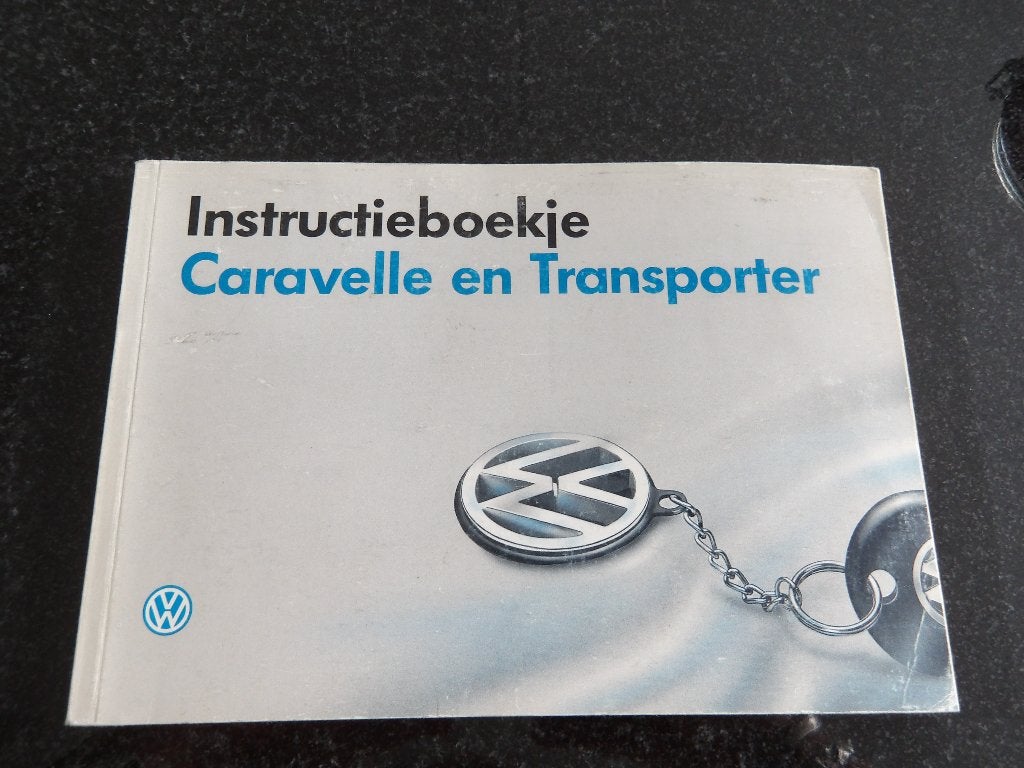Volkswagen Caravelle en Transporter - Instructieboekje NL, Verzenden
