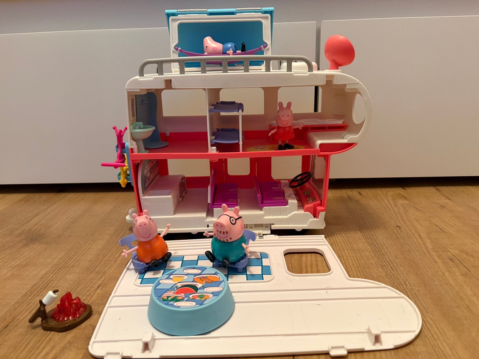Peppa Big camper, Ophalen, Zo goed als nieuw, Toebehoren
