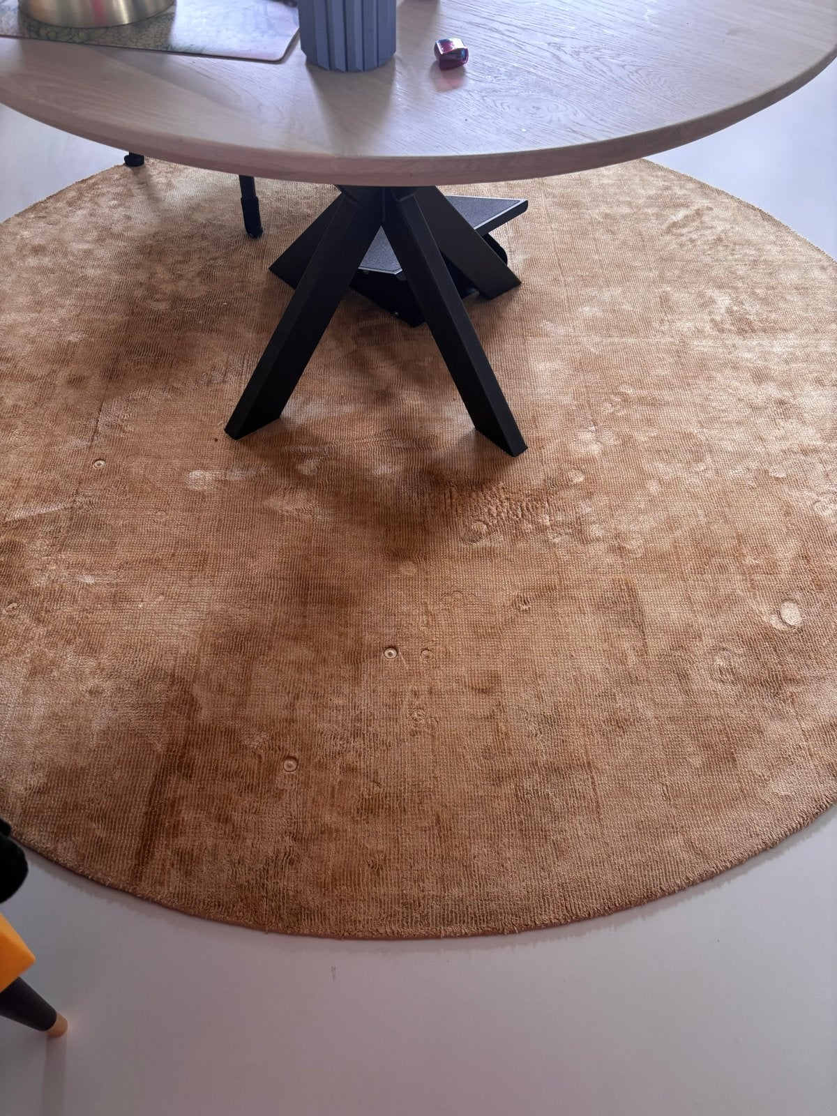 Vloerkleed Felva Goud Rond 220 cm (viscose), Gebruikt, Rond, Ophalen of Verzenden, 200 cm of meer