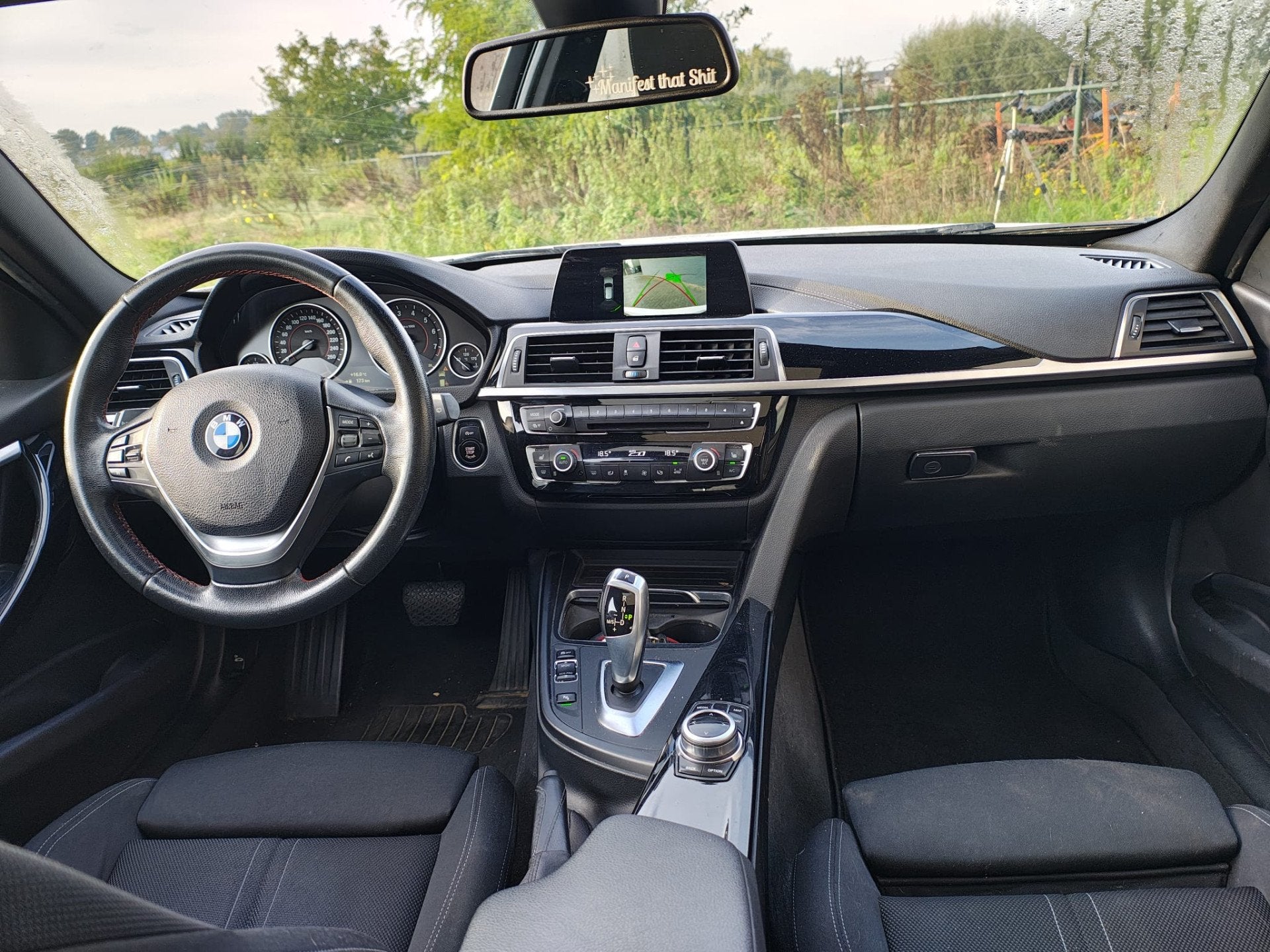 BMW 3 Serie Touring 318i Automaat Sport Panoramadak Stoelver, Automaat, 1465 kg, Wit, Verwarmde buitenspiegels
