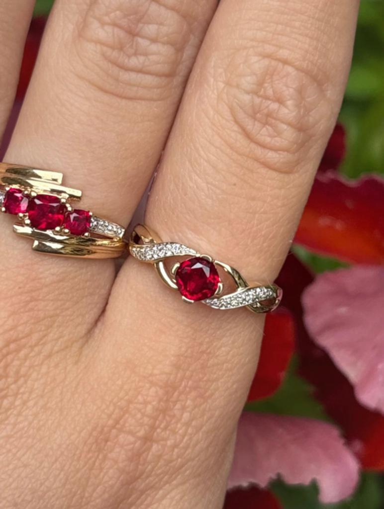 Vintage 9 karaat gouden ring met robijn en diamant, Met edelsteen, Ophalen of Verzenden, Zo goed als nieuw, 17 tot 18