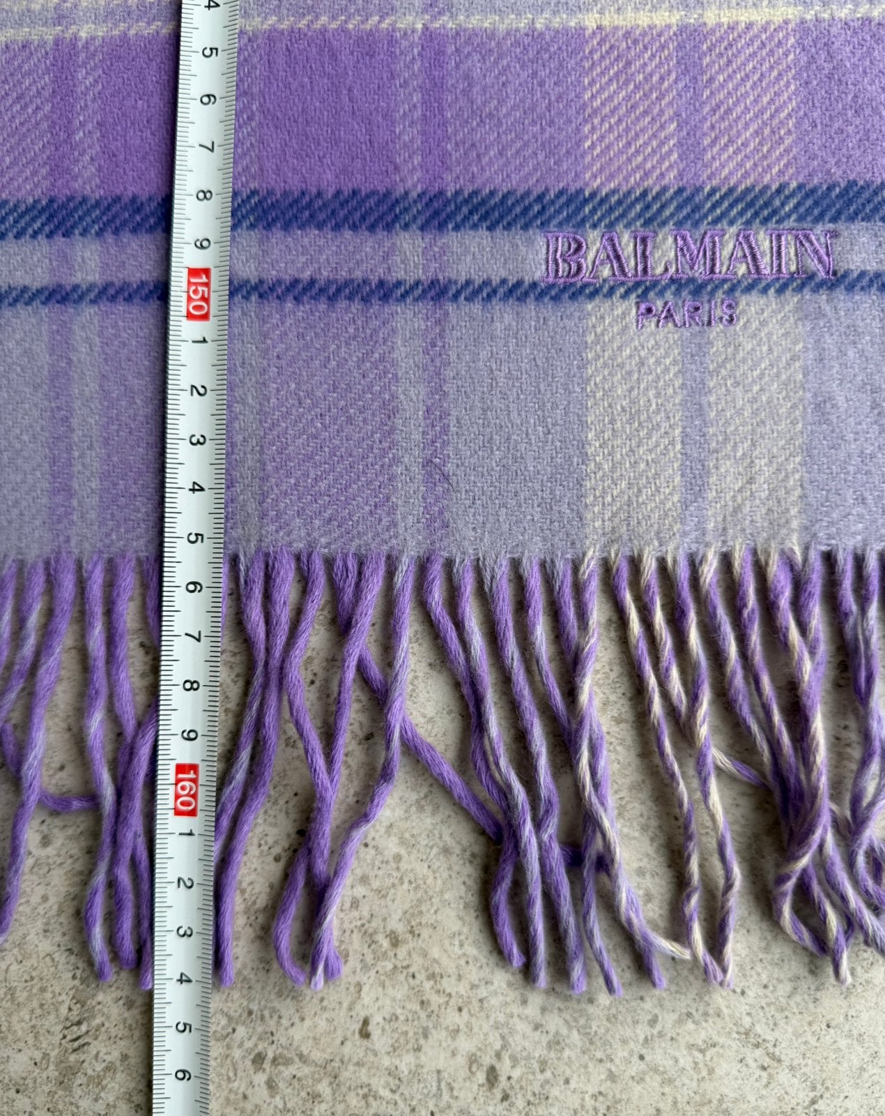 Foto 15 van Balmain Paris lilac geruite wol mix sjaal