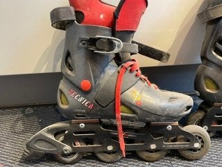 Technica skates maat 8   27.0   4 grote wielen, Ophalen, Zo goed als nieuw, Inline skates 4 wielen, Overige merken