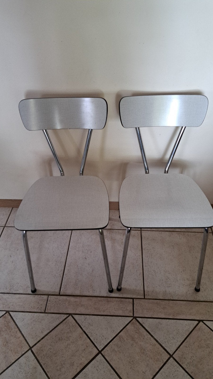 Set van 2 Formica stoelen - Vintage design, Huis en Inrichting, Ophalen, Twee, Vintage, Retro, Grijs