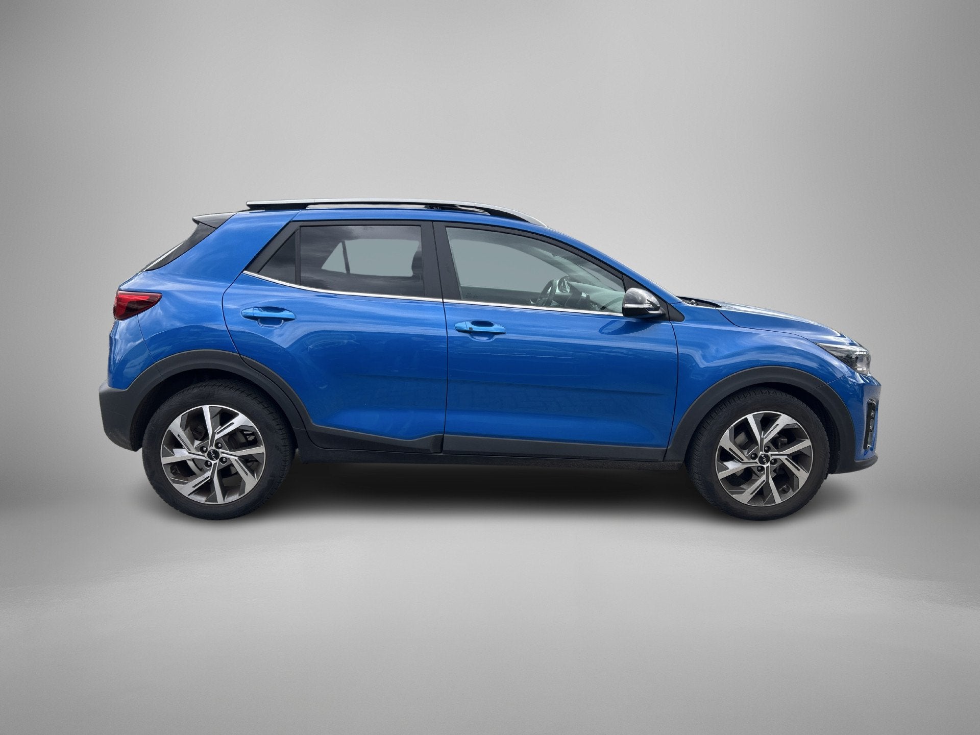 Kia Stonic 1.0 T-GDi MHEV GT-PlusLine AUTOMAAT | Schuifdak |, Auto's, Blauw, Adaptive Cruise Control, Origineel Nederlands, Bedrijf