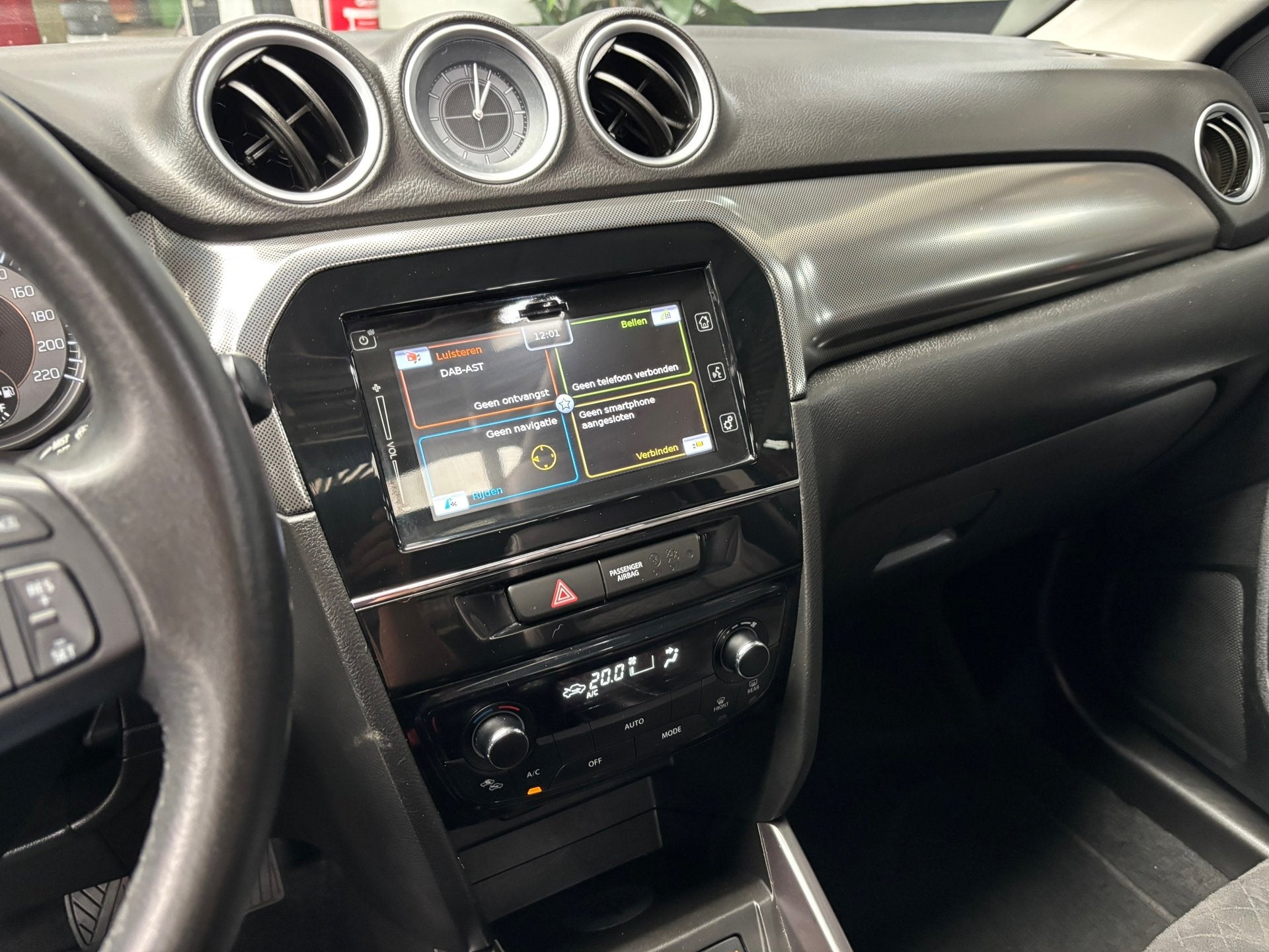 Foto 27 van Suzuki VITARA 1.0 Boosterjet Stijl