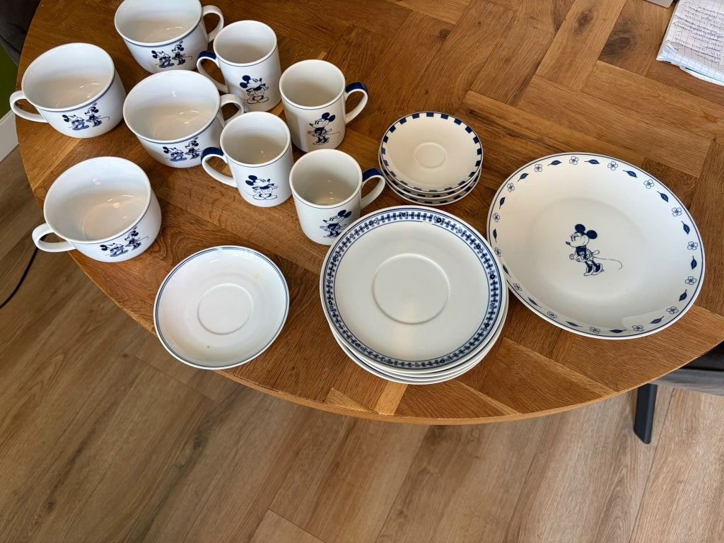 Blauw-Wit Disney Servies - Guy Degrenne & Disneyland Paris, Ophalen, Overige stijlen, Kop(pen) en/of Schotel(s), Porselein