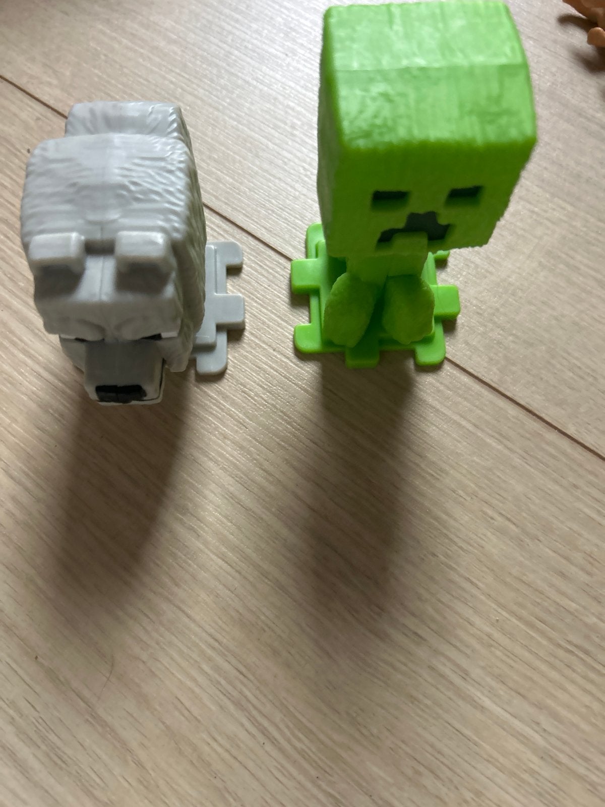 Minecraft figuren: Creeper en Wolf, Ophalen of Verzenden, Gebruikt, Jongen of Meisje