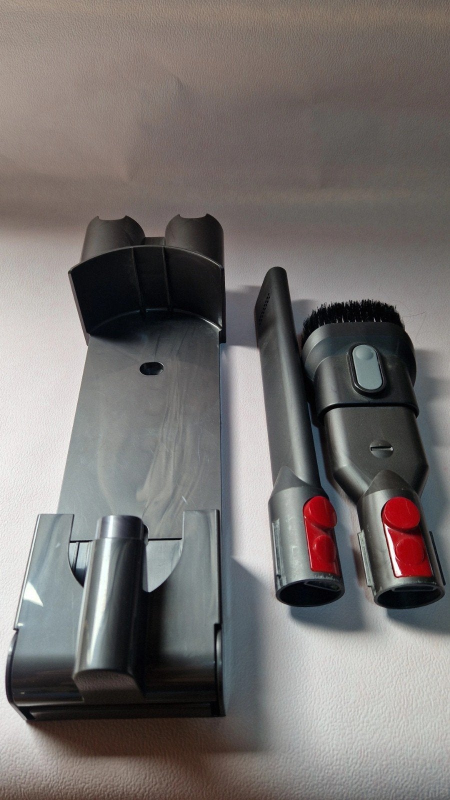 Dyson V7 V8 V10 V11 V15 Muurbeugel en Accessoires, Witgoed en Apparatuur, Ophalen of Verzenden, Zo goed als nieuw