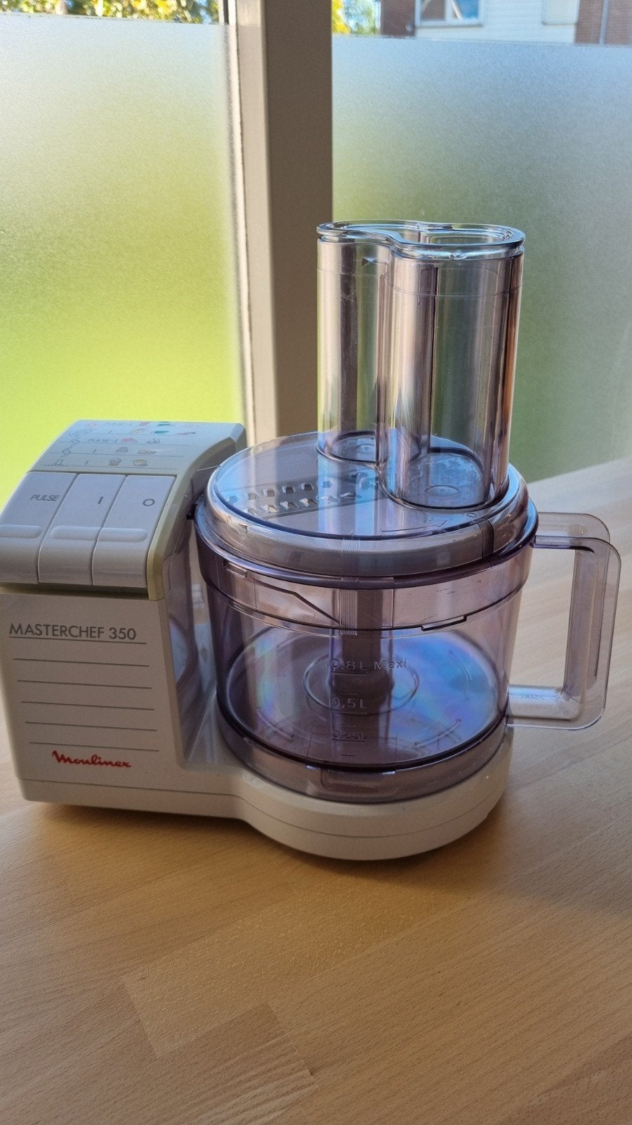 Moulinex Masterchef 350 vintage keukenmachine, 1 tot 2 liter, Ophalen, Zo goed als nieuw, 2 snelheden