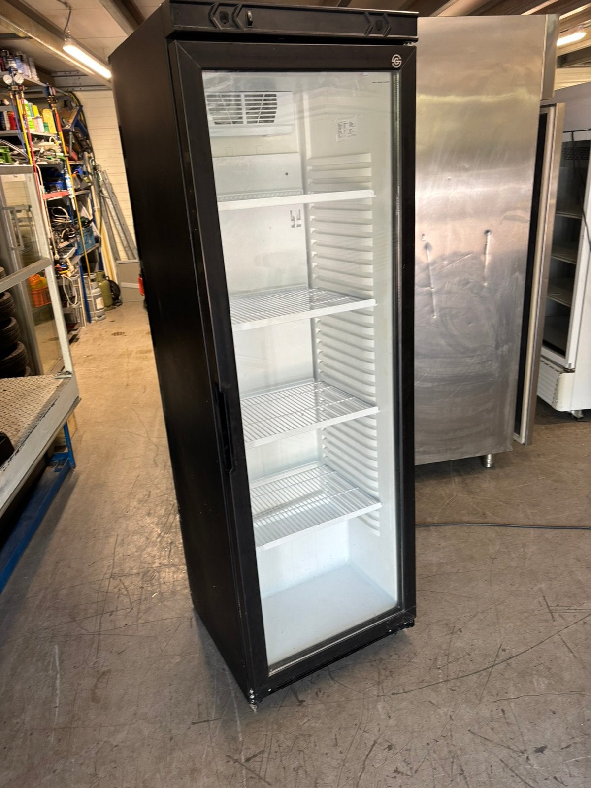 Glasdeurkoelkast koelt zeer goed, Minder dan 75 liter, Ophalen, Zonder vriesvak, 160 cm of meer