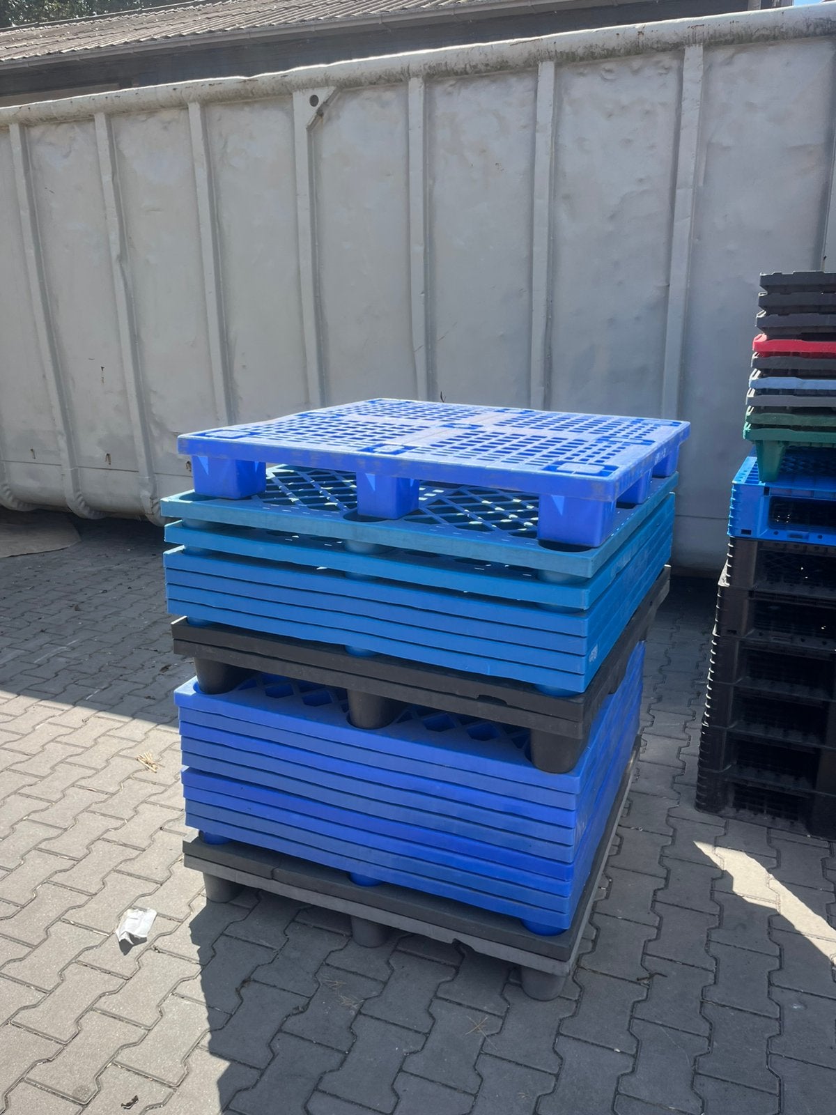 Partij kunstof/plastic pallets 100x100, Tuin en Terras, Ophalen