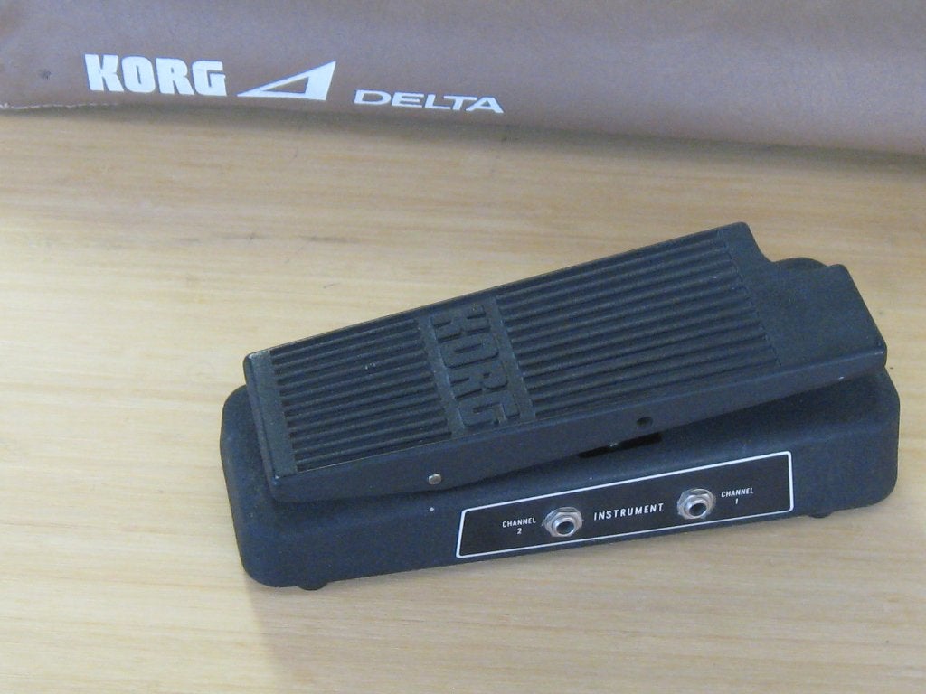 ≥ Korg FK-3 volume pedaal Voor o.a. de MS serie en Korg Delta