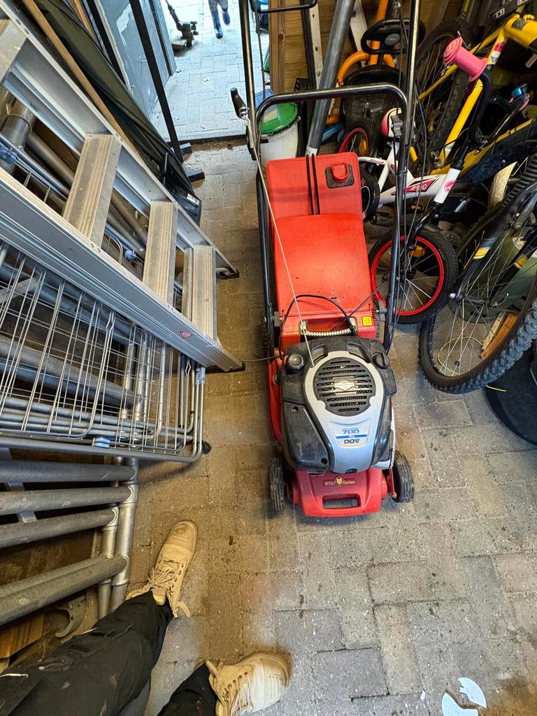 Wolf Garten grasmaaier (benzine) - overstap op accu, Ophalen, Gebruikt, 30 t/m 39 cm, Opvangzak