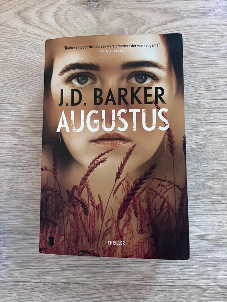 J.D. Barker - Augustus (Thriller), Boeken, Ophalen of Verzenden, Zo goed als nieuw