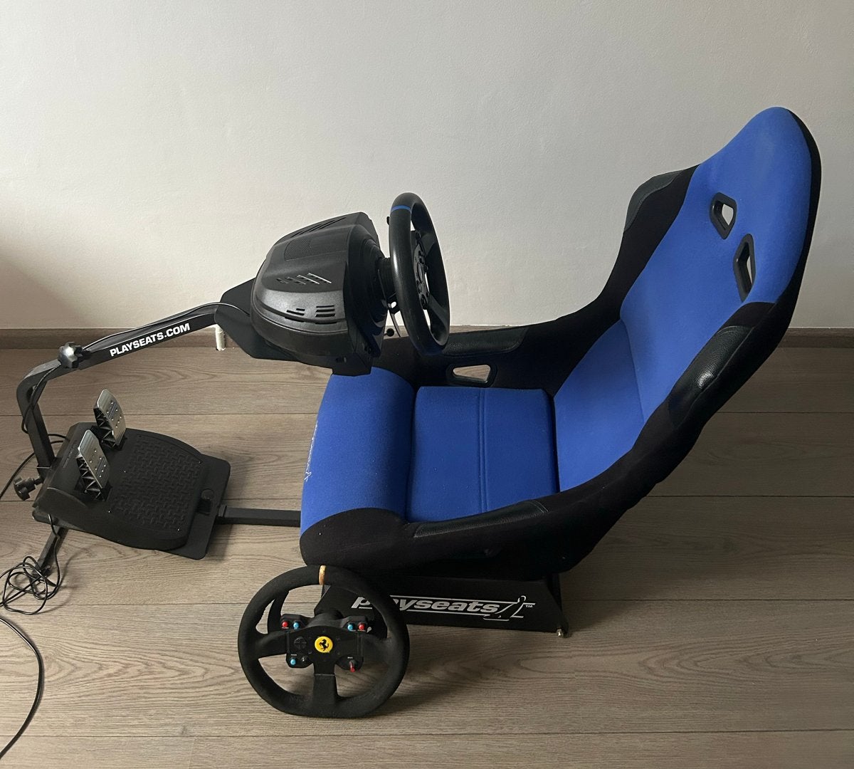 Playseat met Thrustmaster T300 RS wheelbase, Ophalen, Racestoel, Gebruikt, Force feedback
