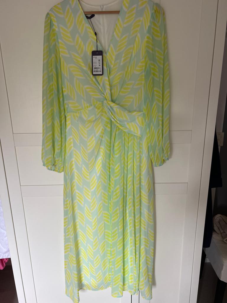 Nieuwe Laurel jurk maat 38 met bladprint, Kleding | Dames, Maat 38/40 (M), Ophalen of Verzenden, Zo goed als nieuw, Onder de knie