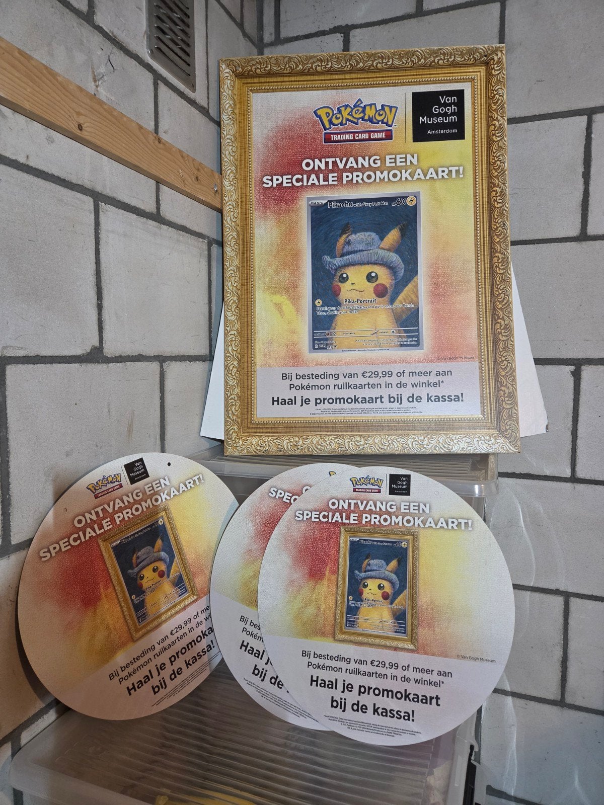 Pokémon Van Gogh Museum Promokaart Display Materiaal, Ophalen, Zo goed als nieuw, Overige typen