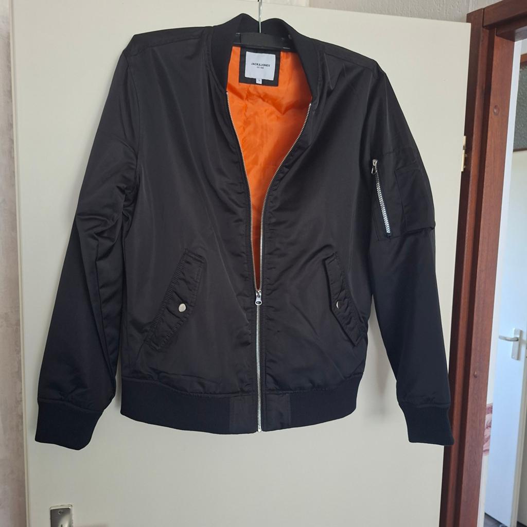 Jack & Jones Bomberjack Zwart Maat L, Kleding | Heren, Jassen | Zomer, Maat 52/54 (L), Zwart, Nieuw, Ophalen of Verzenden