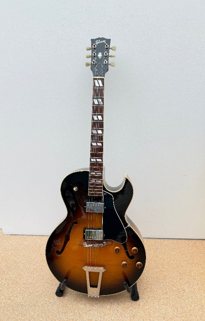 Gibson gitaar, Muziek en Instrumenten, Snaarinstrumenten | Gitaren | Elektrisch, Ophalen, Zo goed als nieuw, Hollow body, Gibson