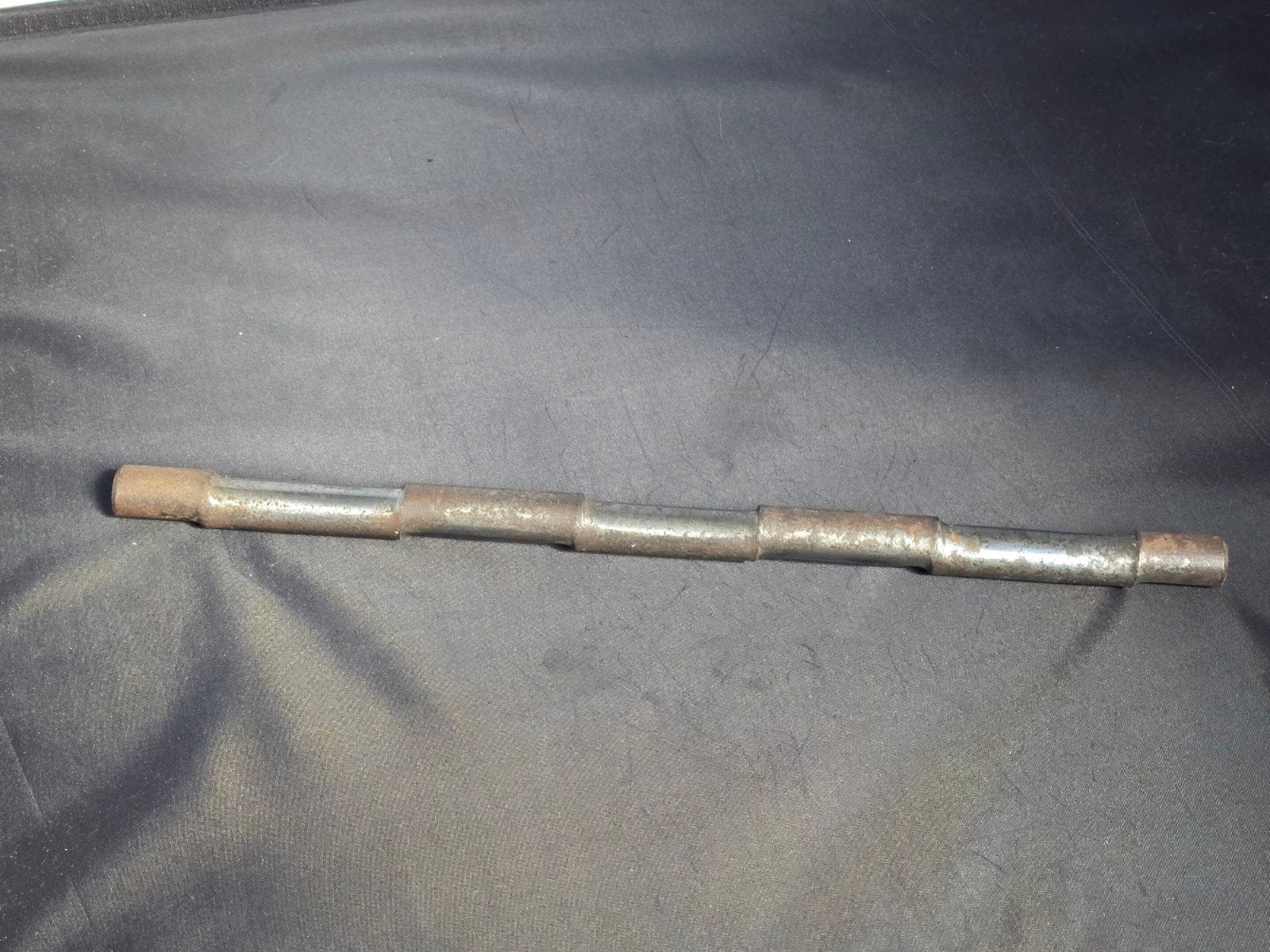 Gebruikte rupsband pen van AMX 13 105mm tank 1975, Ophalen, Landmacht, Nederland