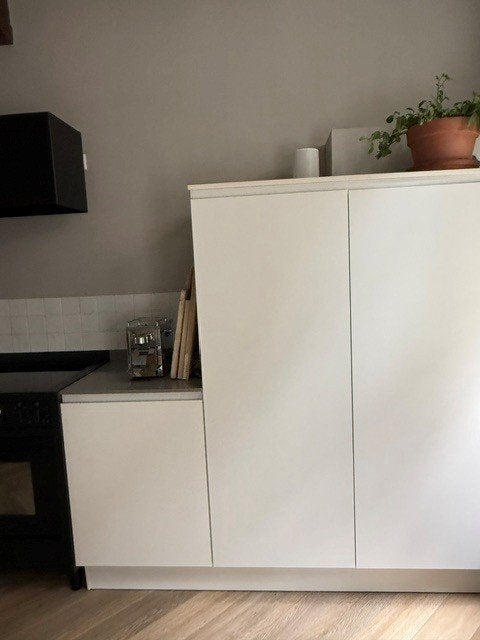 Foto 4 van Complete keuken + Steel fornuis (inductie) + Wave afzuigkap