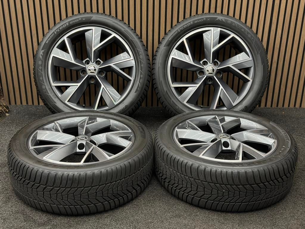 ZGAN! Originele 19 inch Skoda Kodiaq Triglav 5x112 Hankook, Auto-onderdelen, Banden en Velgen, ., Banden en Velgen, Winterbanden