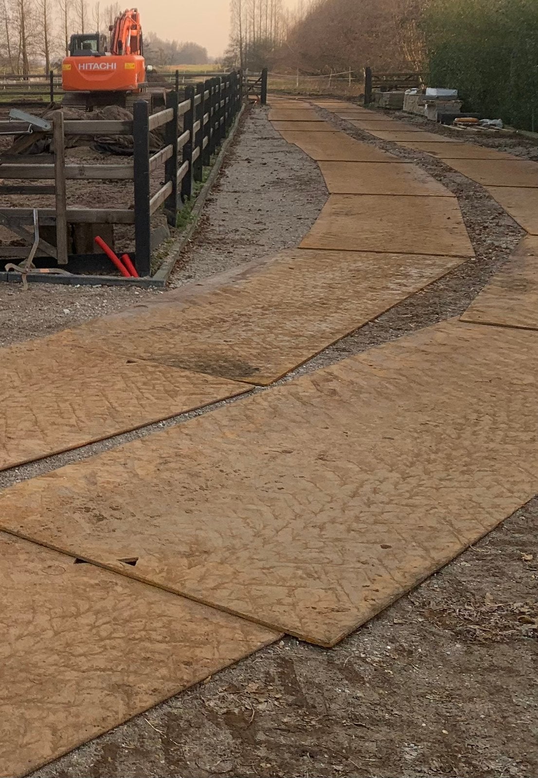 Stalen rijplaten te huur huren bezorgen, Ophalen of Verzenden, Zo goed als nieuw, Hout