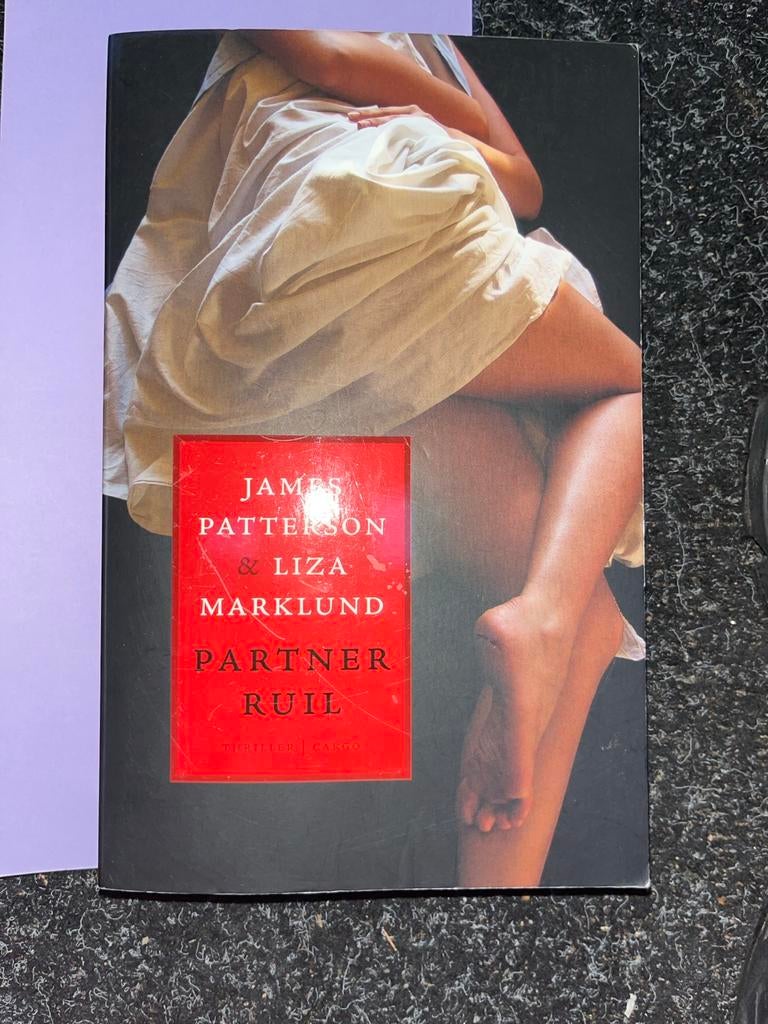 Partner Ruil - James Patterson & Liza Marklund Thriller, Ophalen of Verzenden, Zo goed als nieuw, Europa overig